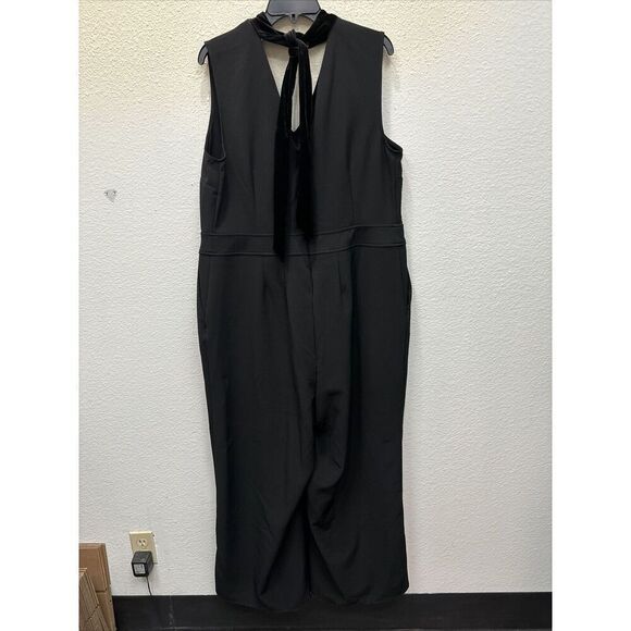 Lane Bryant Jumpsuit 18 Black Wide Leg V Neck Sleeveless Pockets Velvet Tie Zip - Picture 8 of 9